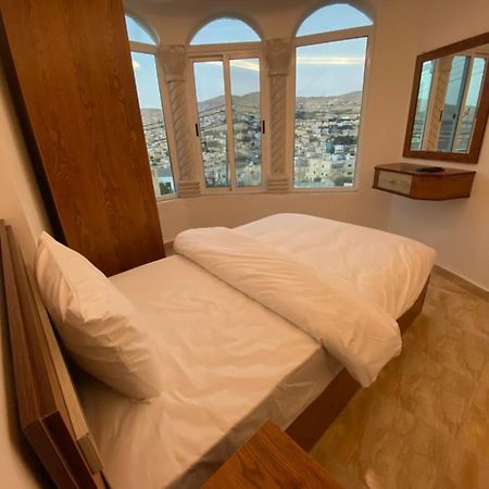 Petra Family Hotel 와디무사 외부 사진