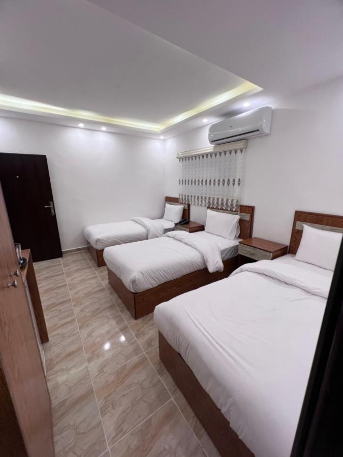 Petra Family Hotel 와디무사 외부 사진