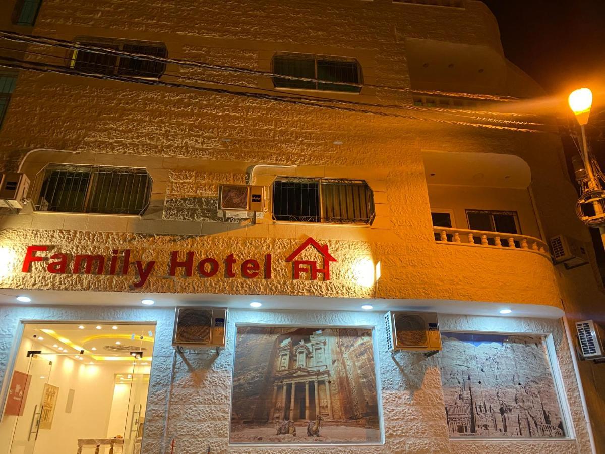 Petra Family Hotel 와디무사 외부 사진