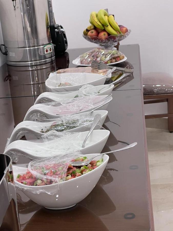 Petra Family Hotel 와디무사 외부 사진