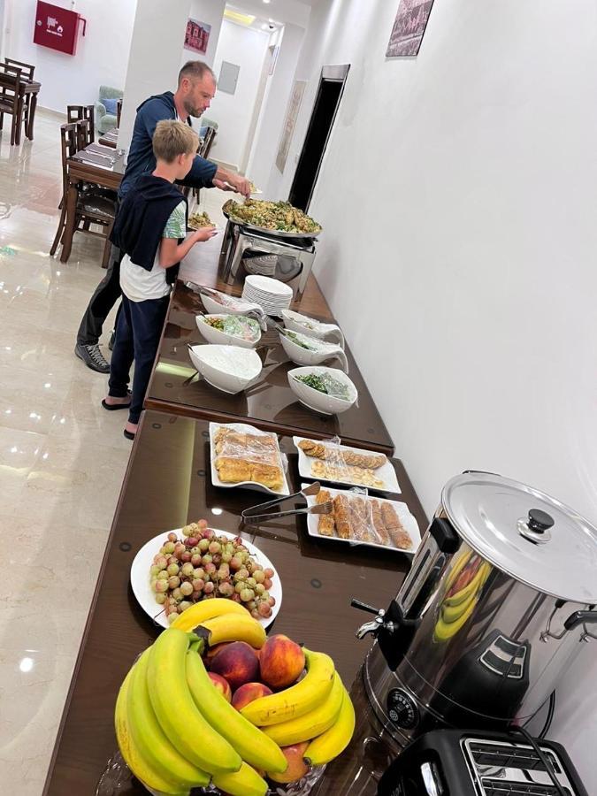 Petra Family Hotel 와디무사 외부 사진